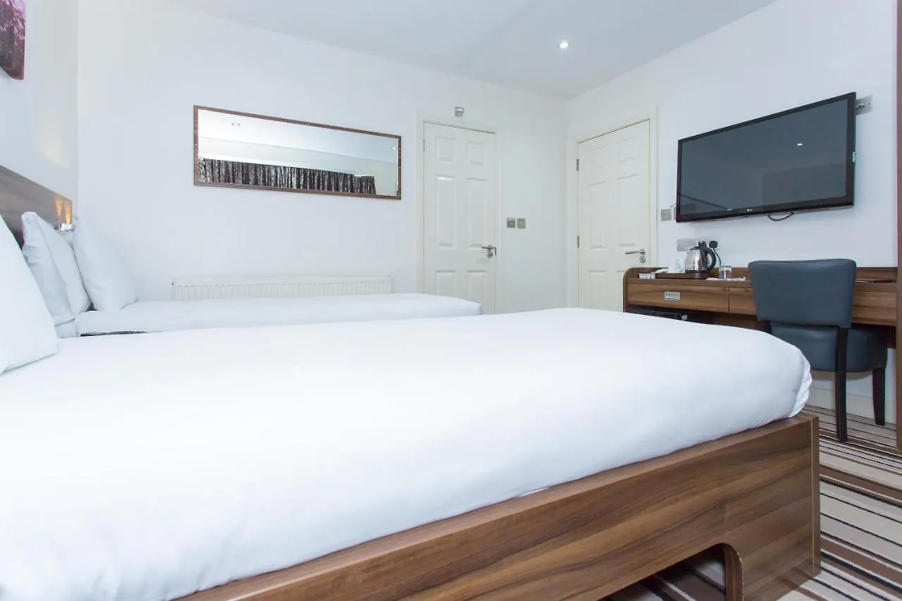 Langley Guest House Nr Pinewood Studios Slough Storbritannien