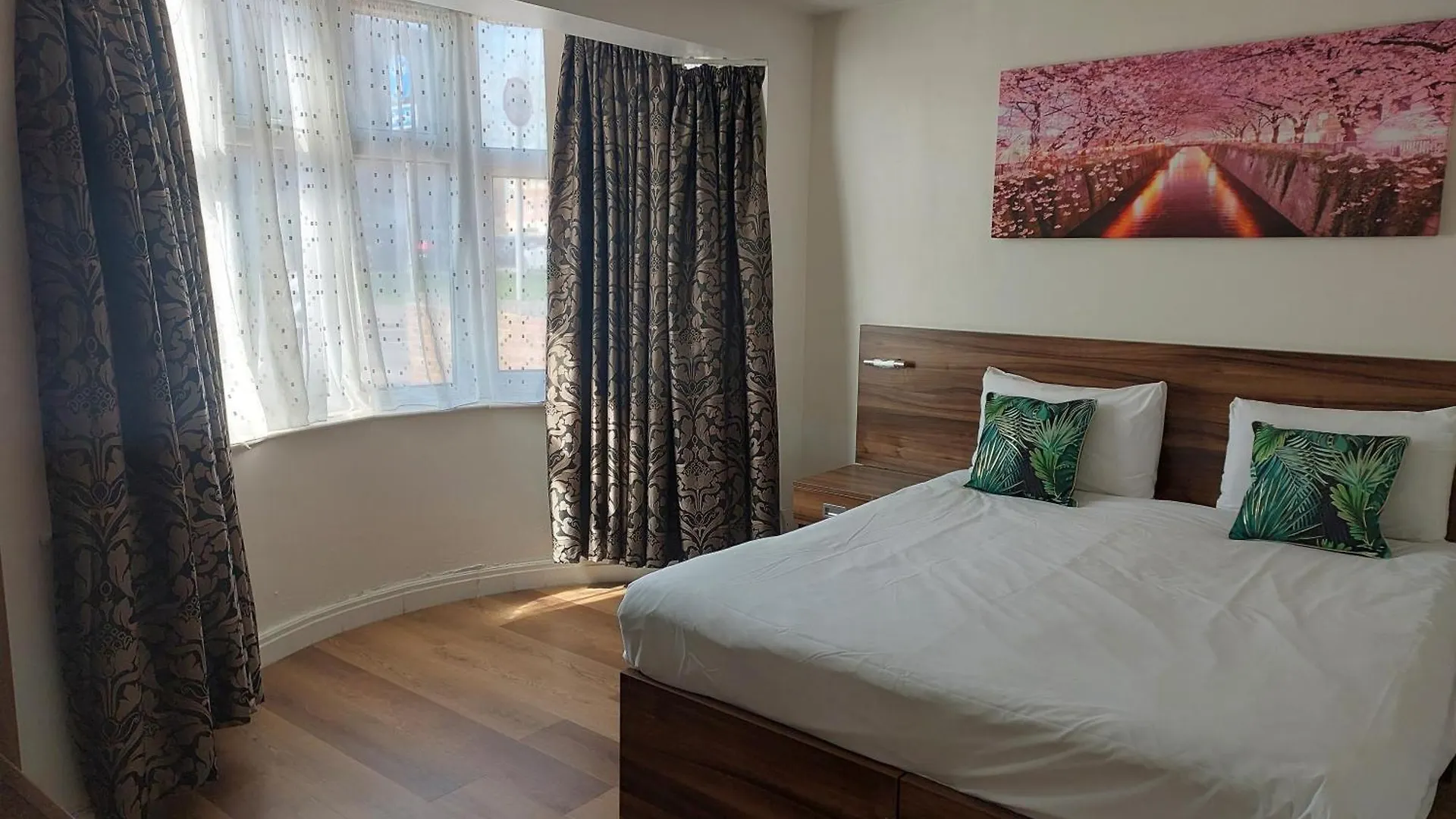 Langley Guest House Nr Pinewood Studios Slough 4*,  Storbritannien